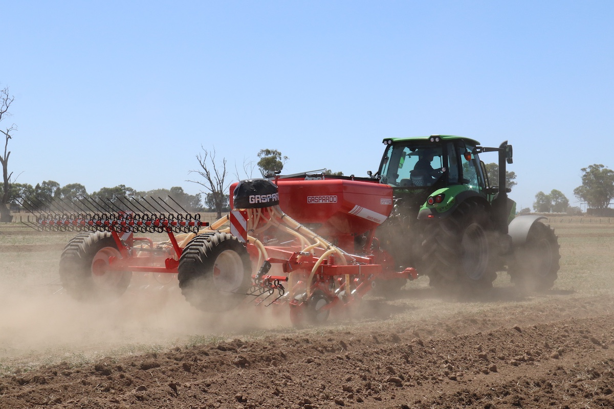 Tough conditions? No problem.
The Gigante Pressure direct drill is built to handle dry, wet, or high-residue paddocks with ease.
See more here: loom.ly/6LcwinE