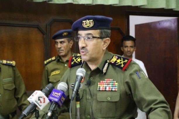 #الفريق_جلال_الرويشان: هناك مخطط وضع مؤخراً من قبل الأمريكي والإسرائيلي والبريطاني لتنفيذه عبر #أدواتهم ونؤكد أن من عجز عن إيقاف اليمن عن موقفه منذ 10 سنوات سيفشل اليوم لا محالة وعلى #الأدوات_المحلية أن تدرك بأن شعبنا قادر على مواجهة #المؤامرات مهما كان حجمها.