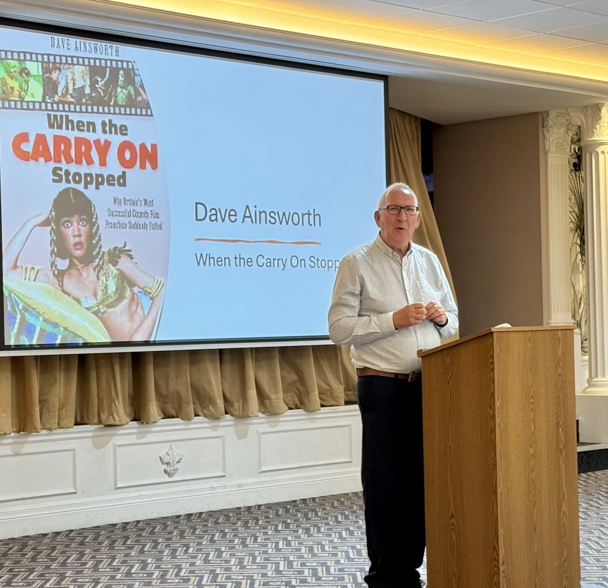 LlanelliRotary tweet media