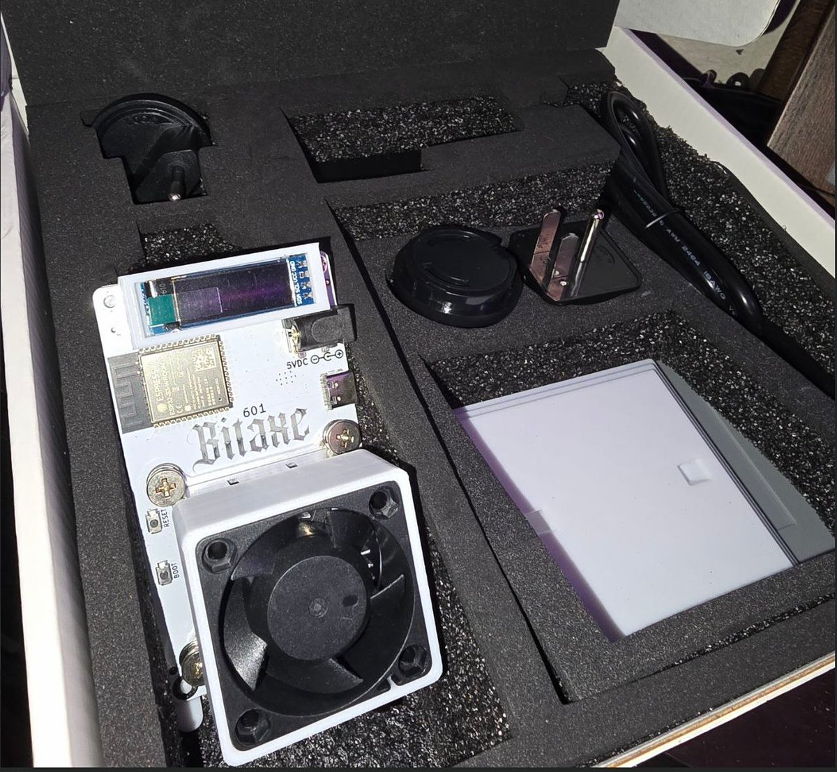 z-m.cc/20/3803
I love these things. I found my new hobby! Thank You <a href="/zeus_mining/">Zeus mining</a>