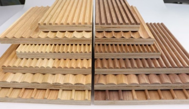 Milled Wall Panels in natural White oak and Walnut veneer face.

#wallpanel  #wallcladding #slatwall #3Dwallpanels #flutedpanel #flutedwallpanels #ribbedwallpanels #MDFwallpanels #woodveneerpanels
#oakwallpanels #walnutwallpanels #verticalwallpaneling #flutedwoodpanels