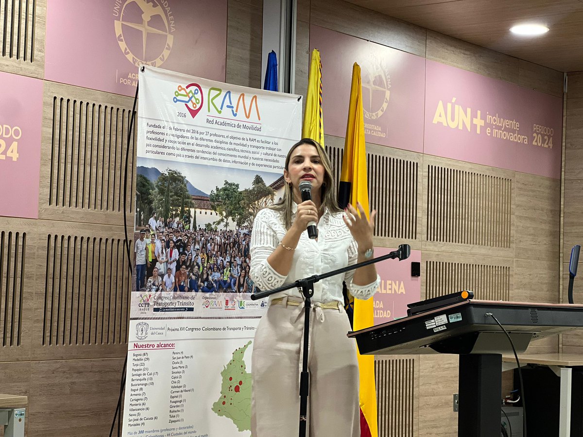 El SETP Santa Marta, representado por su gerente Sandra Britto Linero, participó en la Asamblea General de la Red Académica de Movilidad (RAM).
¡Esta jornada académica nos reafirma que la verdadera transformación de la movilidad solo es posible desde y con la gente!