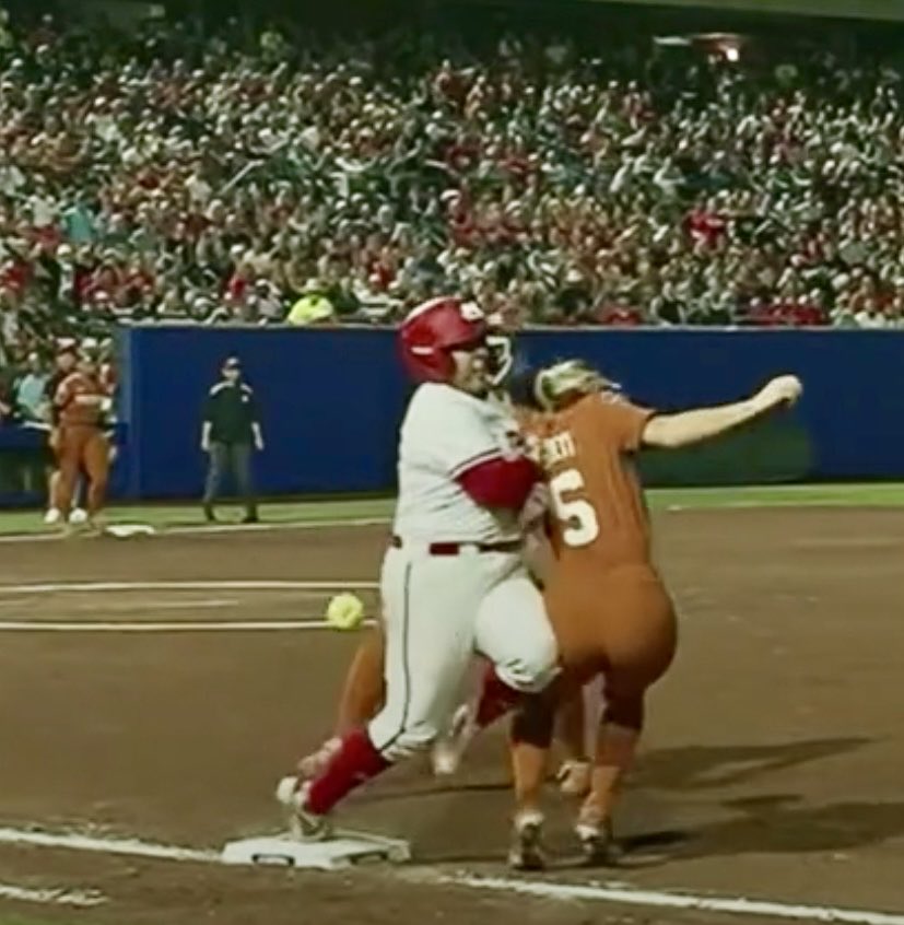 Softball Portal tweet media