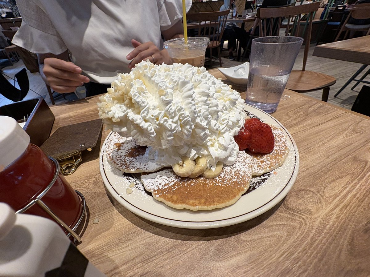 JAMES_ALEX2018's tweet photo. 最初からくずかけてるホイップ
味？まぁ美味しかった https://t.co/lN08YOLdVA
