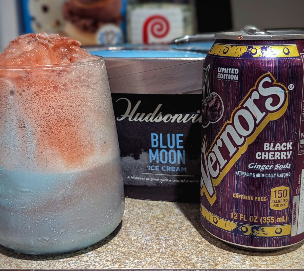 raincoatworms's tweet image. Just made an ice cream float with Blue Moon ice cream and Black Cherry Vernors. I think I out-Michigan'd even myself on this one.

P.S. it's gooooood....

@VernorsSoda @Hudsonville_IC #mittenstate #puremichigan