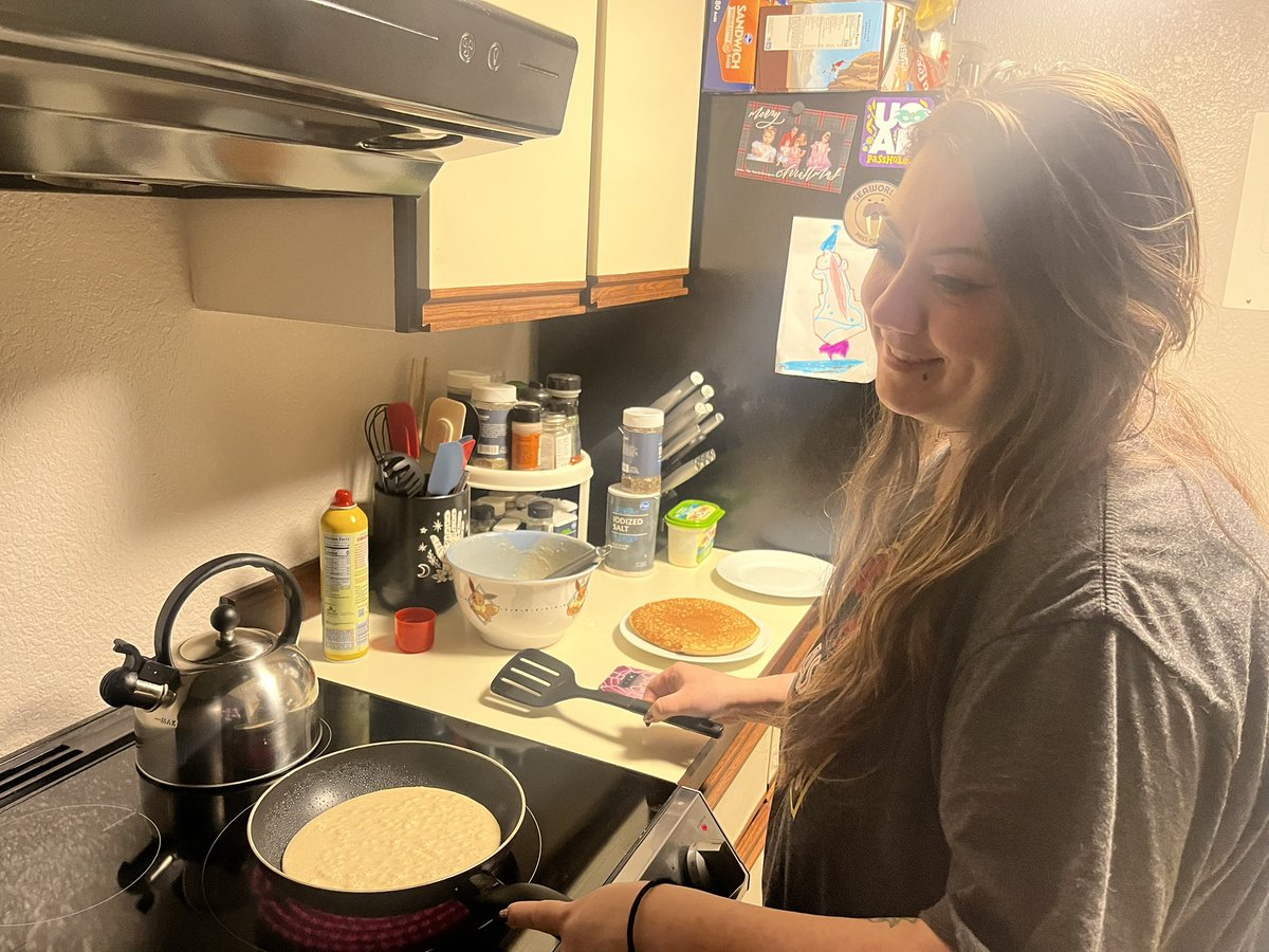 cdmangaka.bsky.social (@cdmangaka) on Twitter photo Out at 9th in the Deadzone circuit. Jokes on everyone else, they got to sweat on bracket while I get to have pancakes with this cutie Out at 9th in the Deadzone circuit. Jokes on everyone else, they got to sweat on bracket while I get to have pancakes with this cutie