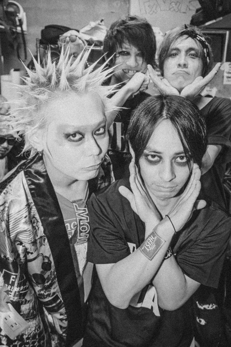 +momoziritokyo television+

live photo memories

at shinjuku HEIST

photo by <a href="/yskx1984/">ysk.1984.photo</a> 

THANKS🤘

instagram.com/drums_yeti?igs…