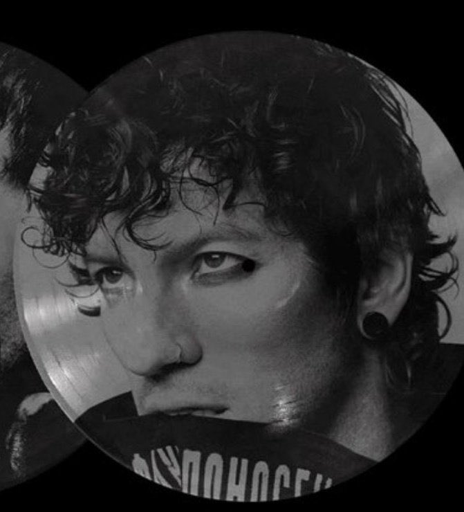 PilotsCraving's tweet photo. Josh Dun is ready to fight for his life.

“Ready or not. Here I come” https://t.co/muetj4hXF5
