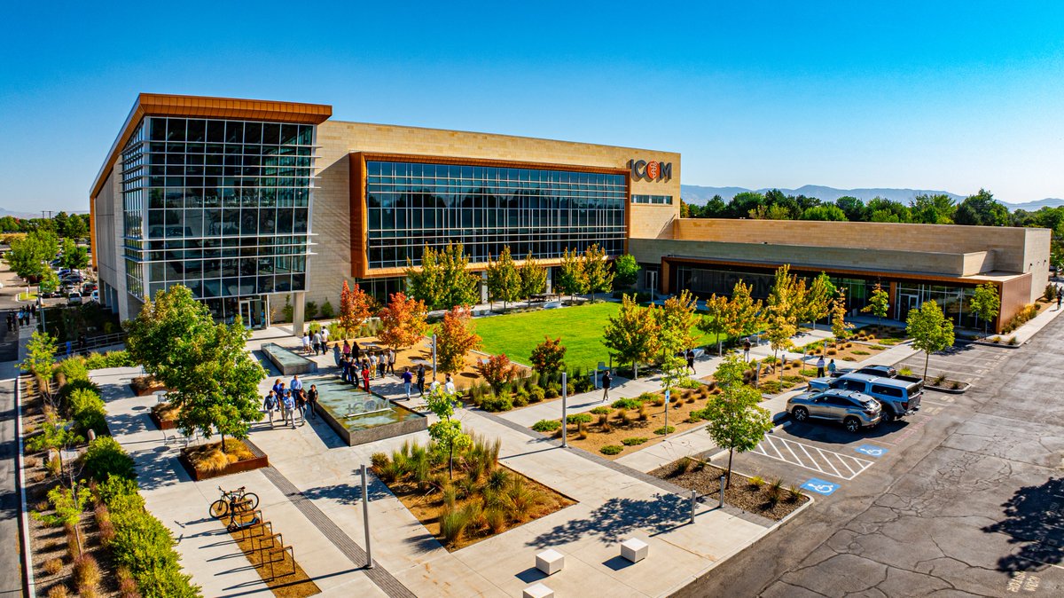 Summer sunshine on campus ☀️

#IdahoCOM #ICOM #MedicalSchool #MedicalEducation #ChooseDO #OsteopathicMedicine