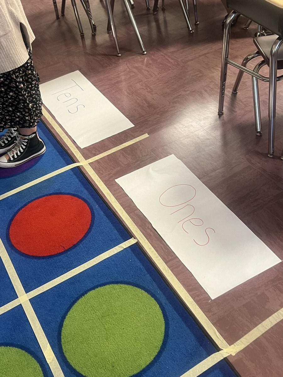 Ana Hall tweet media