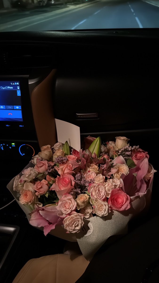 9____ar's tweet photo. 18/2❤️. https://t.co/1iwAQJDO8U
