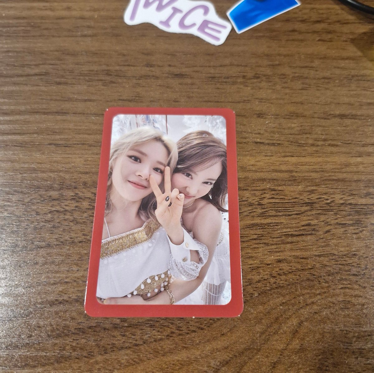 jeongsbtch's tweet photo. i have the one and only 24K gold labubu https://t.co/2Iqba4yV8i