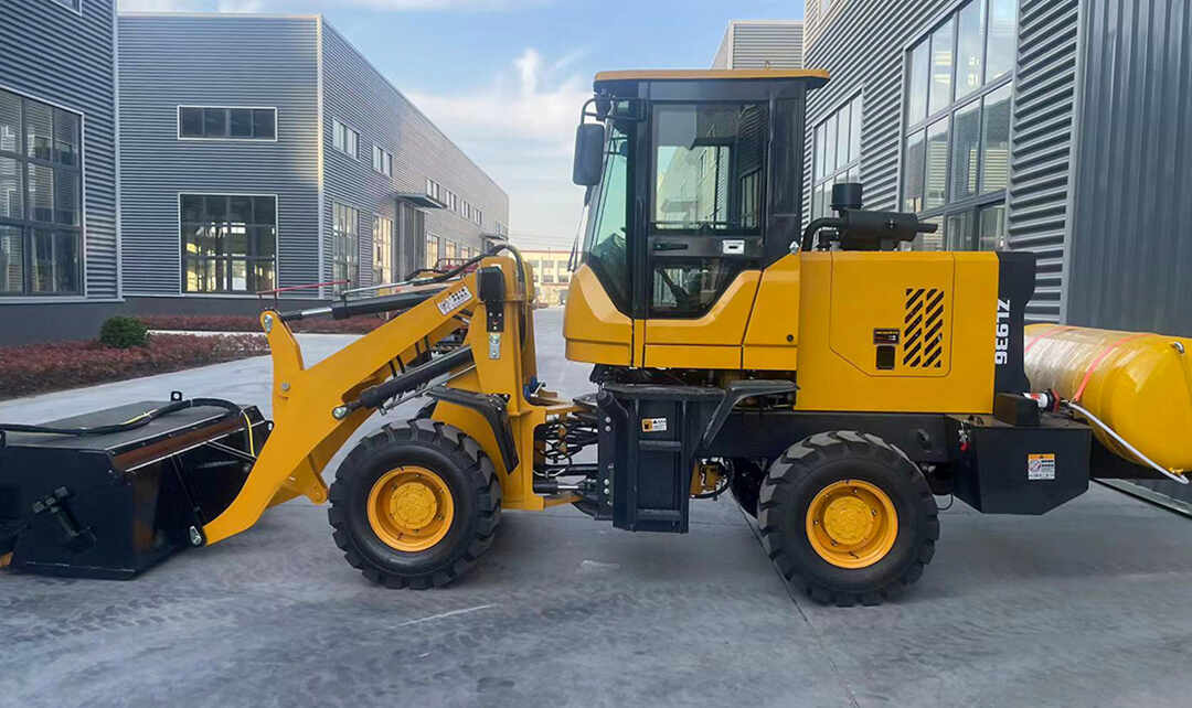 Sinoto2025's tweet image. 🚜 Clean Smarter, Not Harder!

The Wheel Loader Type Sweeper combines power &amp;amp; precision to tackle dirt, debris &amp;amp; dust in large areas. Perfect for construction sites, warehouses &amp;amp; more!
Upgrade your cleanup game today! 🔥
#SweeperMachine #HeavyEquipment #EfficientCleaning