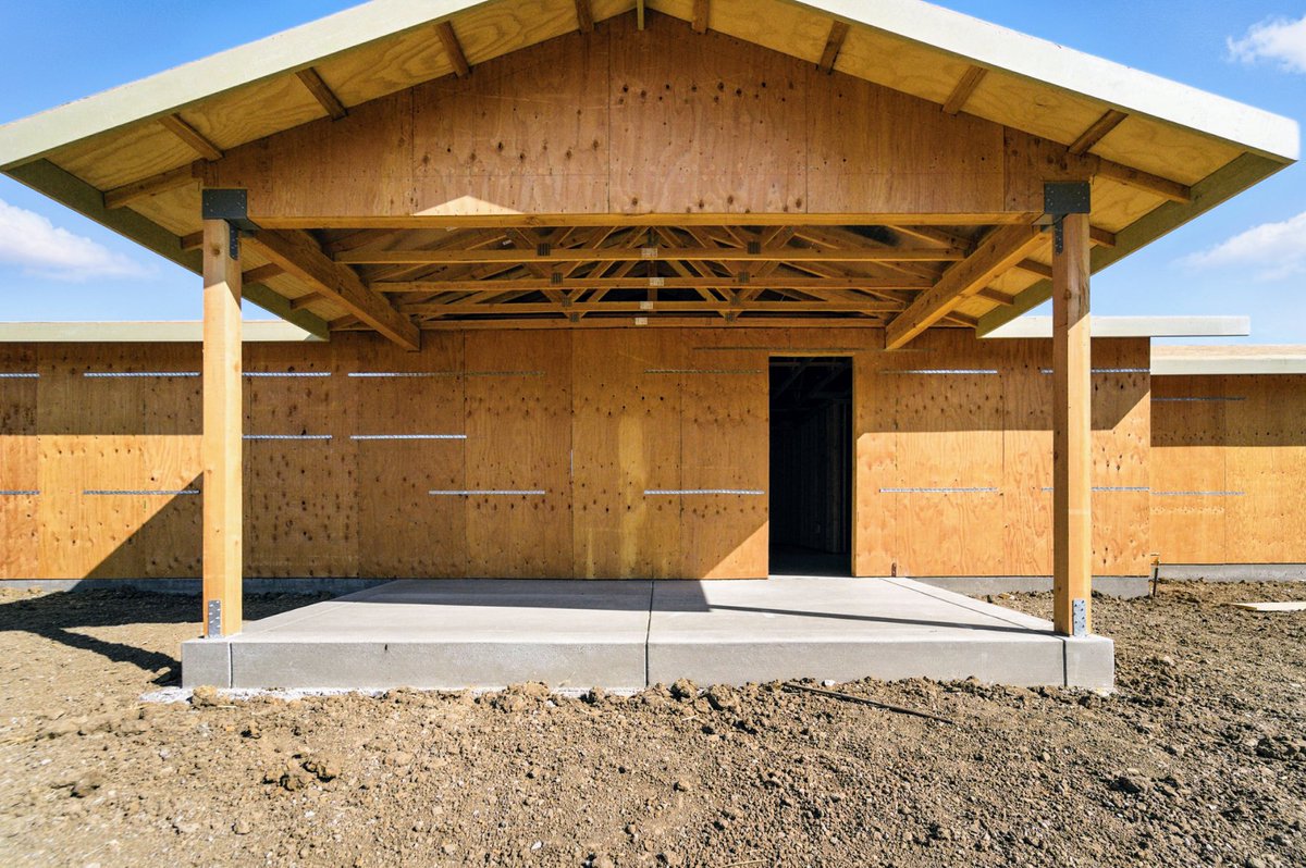 tenthsinc's tweet photo. Forget everything you know about backyard living.

The future of home is here, and it’s meticulously crafted for you. This isn't just an ADU; it’s a bespoke masterpiece in the making, designed and built to be uniquely yours.

#tenthsinc #construction #restoration #development #consulting