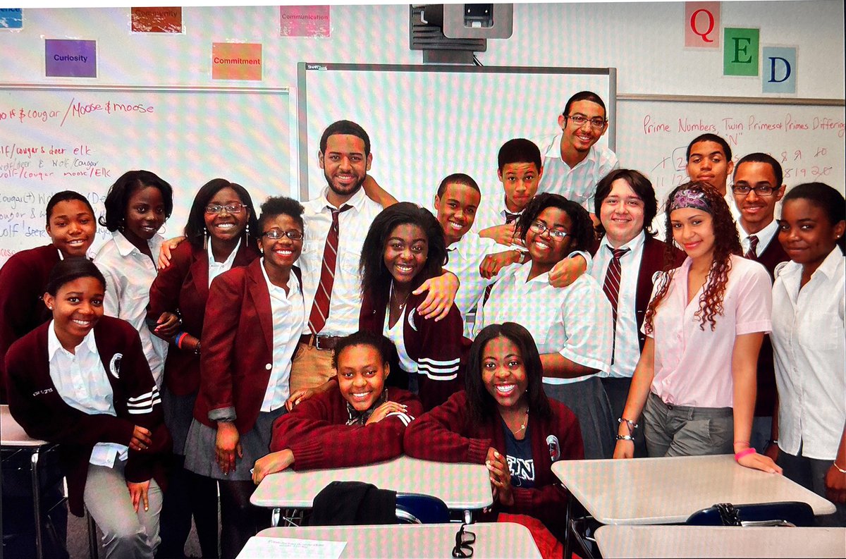 collinsnyc's tweet image. Here are the last two #APCalc classes I taught at the #BronxPreparatoryCharterSchool. Huge shifts with majority girl classes and foundational knowledge not as strong. I thought I would teach at #BronxPrep my entire #teaching career, though alas this was not to be. #Iteachmath