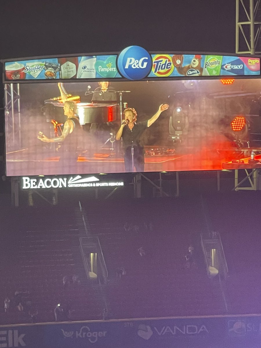 lproff0123's tweet photo. @train Cincinnati loves you!!! What a TERRIFIC show tonight. Was admittedly a bit disappointed when I thought Drops of Jupiter wouldn’t be played… you can imagine my elation during the encore 🚂🩵✨ (P.S. Cincy totally got the W because of you 😉) https://t.co/5ddE9Eqmba