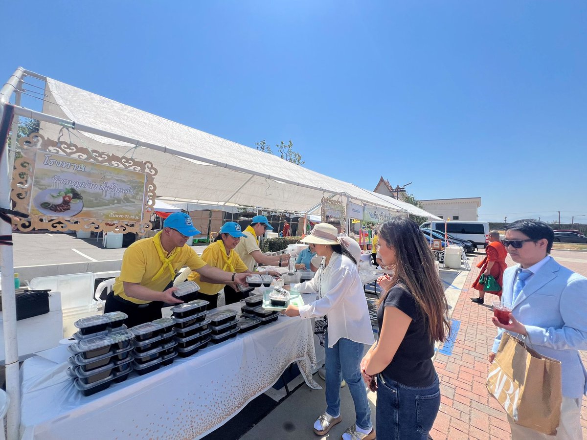 สถานกงสุลใหญ่ ณ นครลอสแอนเจลิสจัดพิธีเฉลิมพระเกียรติสมเด็จพระนางเจ้าสิริกิติ์ พระบรมราชินีนาถ พระบรมราชชนนีพันปีหลวง เนื่องในโอกาสวันเฉลิมพระชนมพรรษา ๑๒ สิงหาคม ๒๕๖๘ 
thaiconsulatela.thaiembassy.org/th/content/pr-…