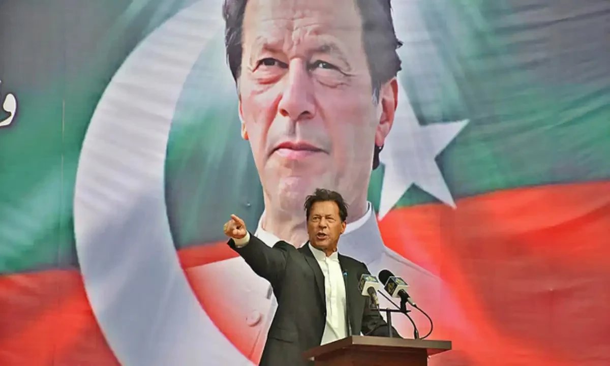 muffinmuse's tweet photo. There is no independence. 

Only resistance. 

#FreeImranKhan https://t.co/loUcyAiEup