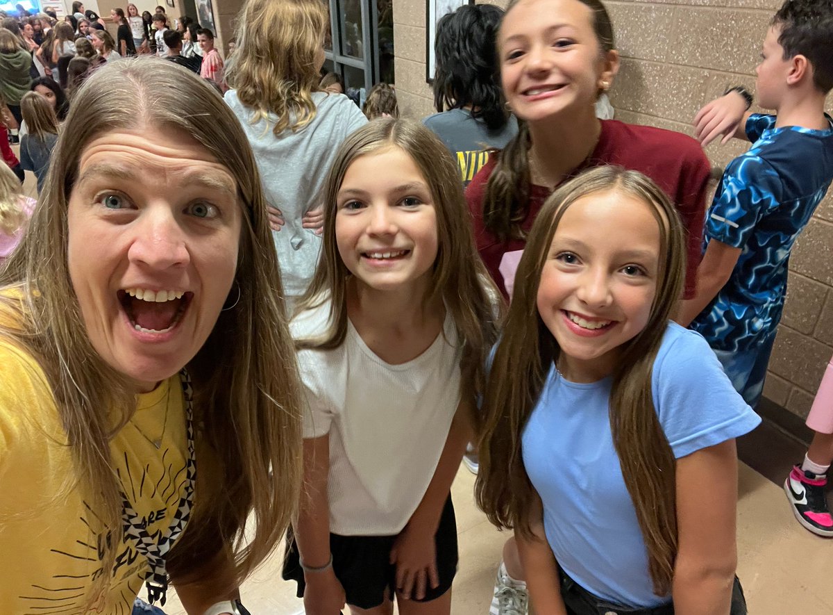 Erie Middle School tweet media