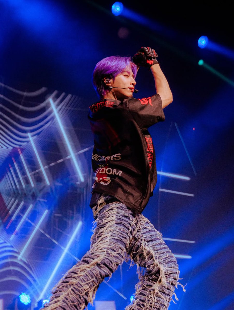 kep1moon's tweet photo. More pics from ciaraglagola on IG (1/2)
ONEUS β in Cleveland
#ONEUS #μμ΄μ€ #h_our_us #ONEUSinCLEVELAND https://t.co/otsGkireYy