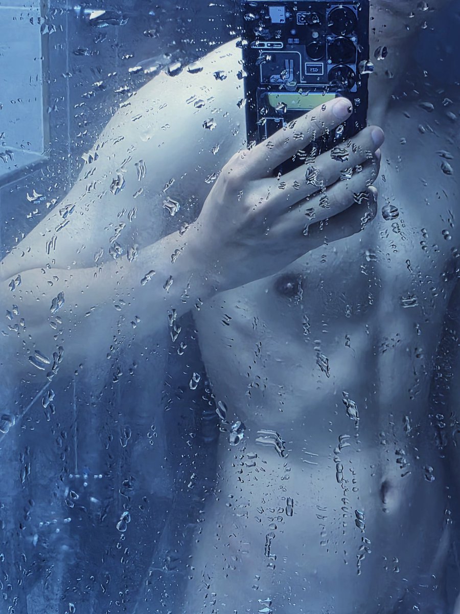 남자랑 섹스 .. 형이나 아래동생이랑