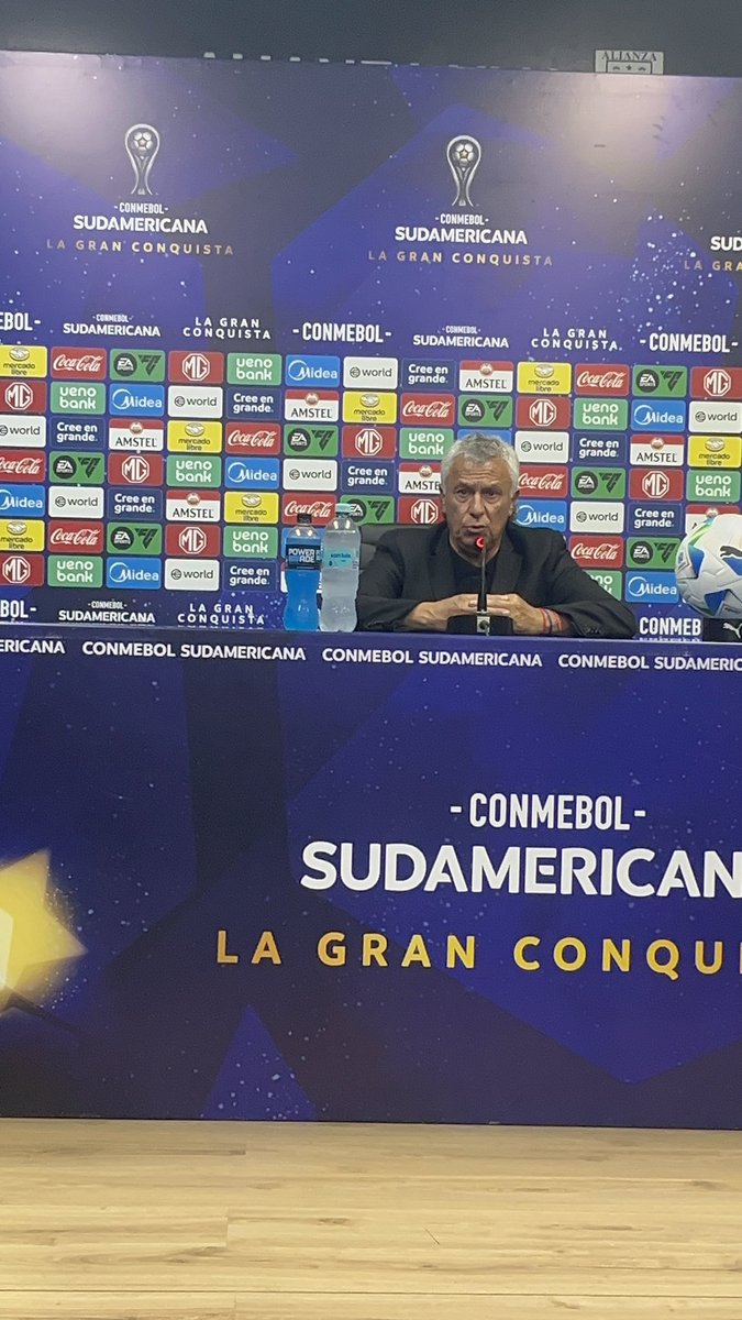 Néstor Gorosito. DT de Alianza Lima: “Alessandro Burlamaqui será jugador de selección por 10 años. Mérito de Franco Navarro”