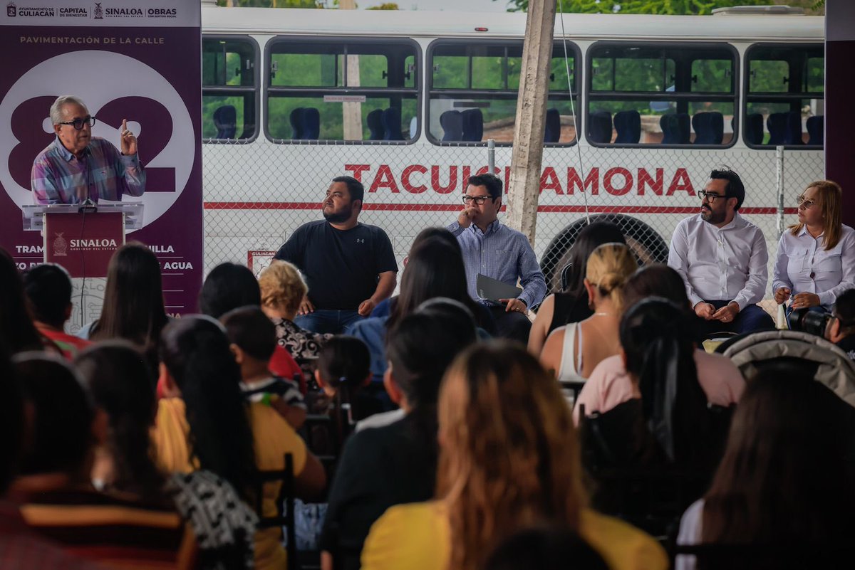 rochamoya_'s tweet photo. En Tacuichamona, cumplir la palabra significa transformar la vida. Hoy entregamos una carretera segura, agua potable, viviendas dignas y una ruta de camiones para la comunidad. Llevamos la Cuarta Transformación a cada rincón de Sinaloa, con obras que se ven, se tocan y se viven. https://t.co/CPLlYk1mRy