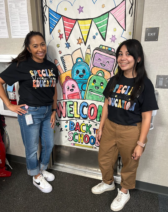 ESTRB_BCSD's tweet photo. Get ready for a year of new friendships, exciting challenges, and incredible memories. Let's make this the best one yet!#TeamBCSD #TeamNTD #CSUB #csubted #Team_BCSD #csubedsp https://t.co/RjyyLfE5YD