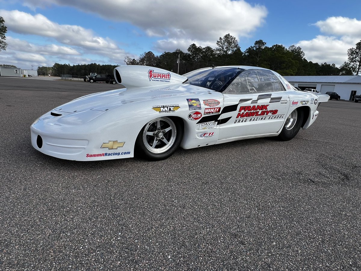 frankhawleydrs's tweet image. All the race cars are freshened and loaded for the classes at Maple Grove Raceway next week! Looking forward to seeing some of our long time friends along with many new drivers! 

#BuiltWithSummit #TeamMT #teamredlineoil #sunocoracefuels #ftiperformance #SDPCRaceShop