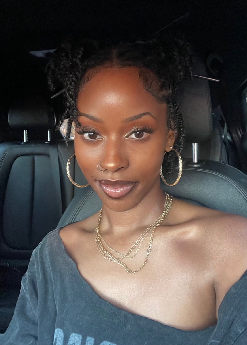 Muse (@charliibee3) on Twitter photo 