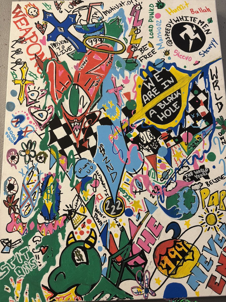 𝒪 ‘s tweet media