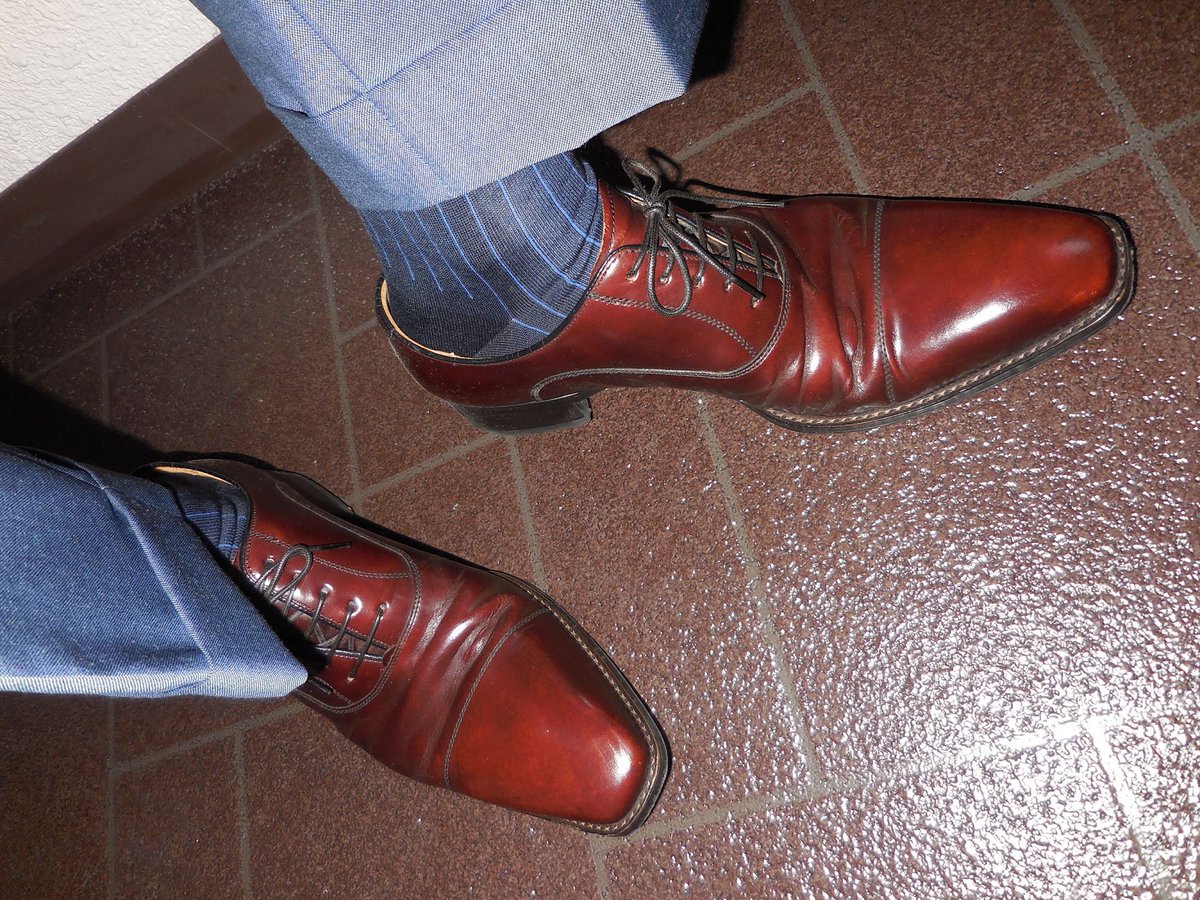 おはようございます✨✨✨
9連休の人ってどのくらいいるのだろうか?🤔僕は明日いち日だけ休みを取って3連休です。お墓参りで一日潰れそうだけど大切な事だからね🙏お出かけの方はどうぞ気を付けて行ってらっしゃい🚗🚄