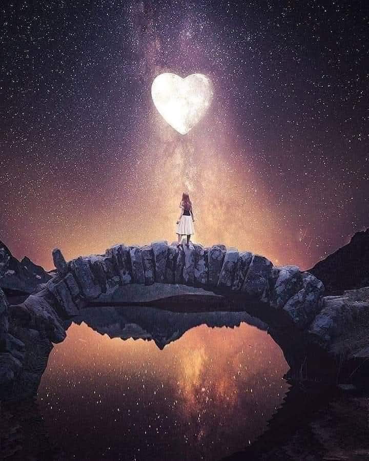 Podemos galopar entre nubes
Jugar con la luz,
Hablarle a las estrellas,
Y si ves a alguien como tú,
Guiales hacía la calma 
Que ahora es tuya
Buenas noches