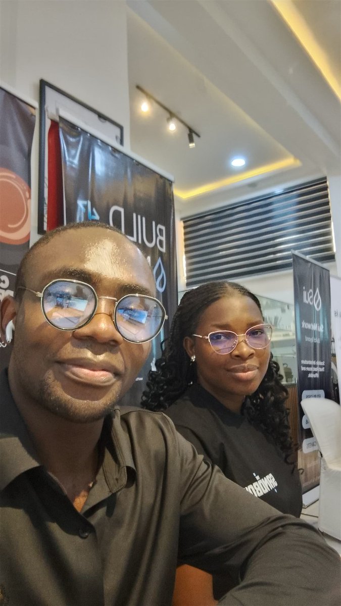 POCH_Graphics's tweet image. Day 9 of @Eth_Enugu Pop Up City. 

It&apos;s Hackaton week, so, we&apos;ve been busy building.

Oh, I connected with @Techboy1999 today and we took a picture. He&apos;s a blockchain dev.👨‍💻

Yoh! Finally, I wore my @thesandboxafric Tshirt today to rep😊
#Sandbox