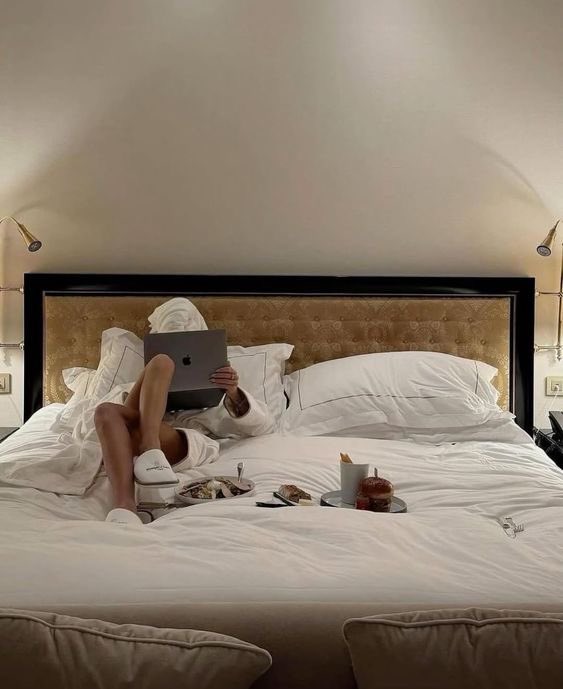 classyladylife's tweet photo. night routine 🌝✨ https://t.co/8WzhSSSSn1