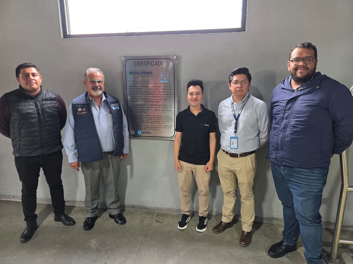 DirectorSTE's tweet photo. Luego de la revisión anual 2025,  recibimos nuevamente la certificación de seguridad de la línea 2 de @MICablebusCDMX por parte de la empresa Seilbahnbüro Schupfer https://t.co/RtctB2m7S9