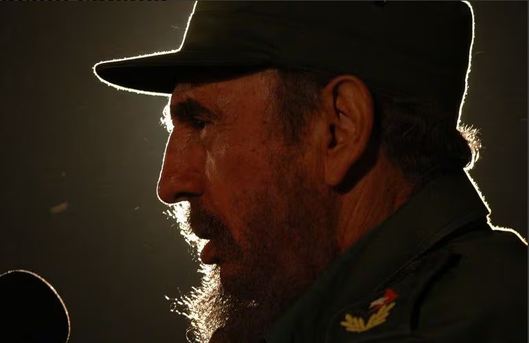 Nosotros, los sobrevivientes, sabemos a quién le debemos la sobrevida.
#100AñosConFidel