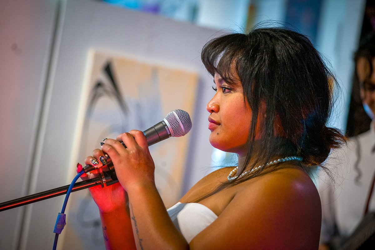 Photos PART 2 - August Open Mic Night!

📷 Andy Piper

See More: facebook.com/DenverArtSocie…