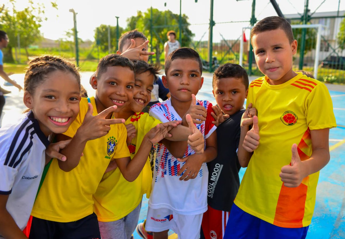 AlcaldiaVpar's tweet photo. Con deporte y cultura, Alcaldía de Valledupar cierra brechas de desigualdad en la comuna 3

Todos los detalles aquí:⬇️
https://t.co/0bRg6vtzEW https://t.co/hy5AX7meeN