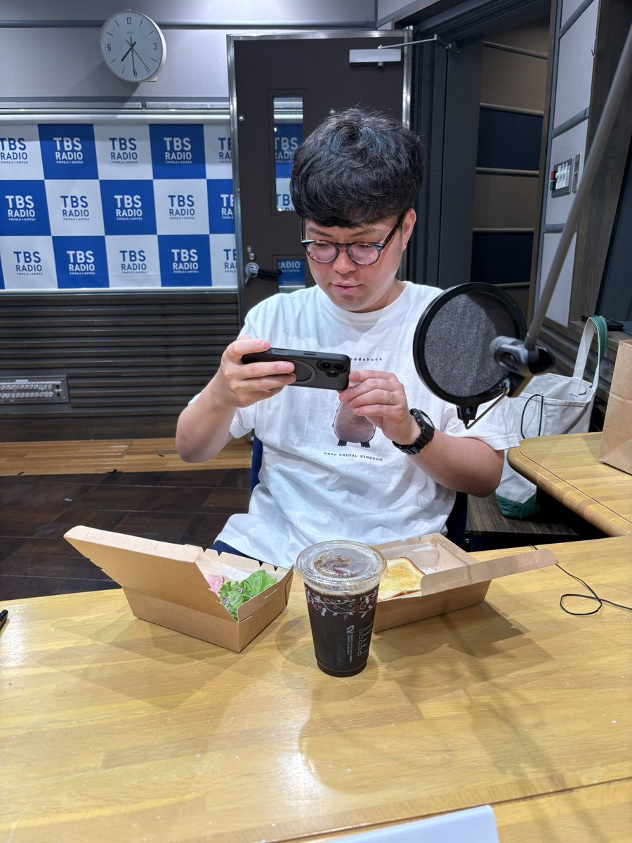 narahara_j's tweet image. ふらっと954📻

間も無くですよ！！！マジで！！

#ふらっと954 
#ヤーレンズのふらっと