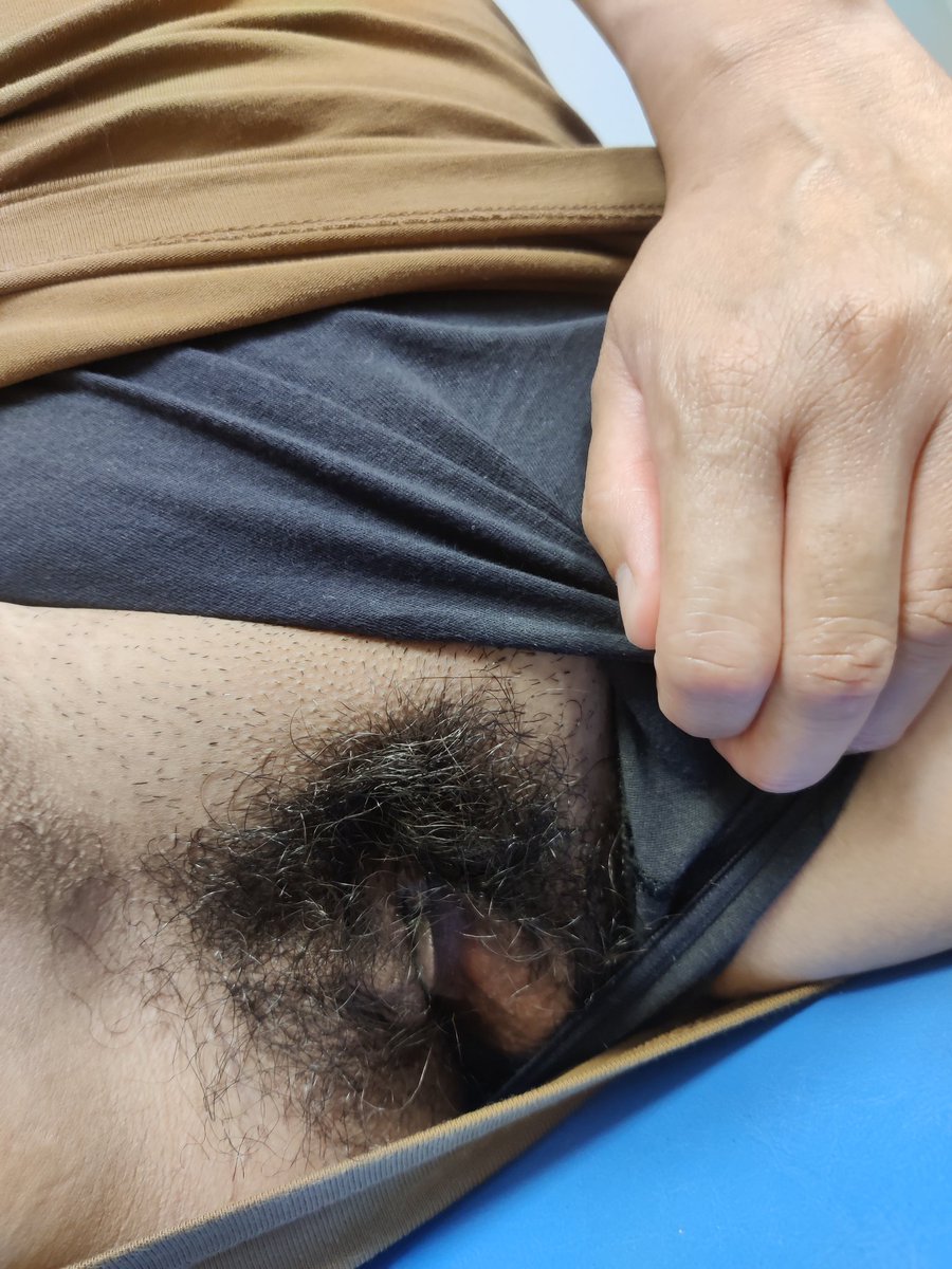 yummy_mummy6969's tweet photo. I had to go to hospital today. Nothing major but I had to be a good girl and wear panties...

Still, when the (hot) doctor popped out the room, couldn't help but take some #pussy pics for you peeps.

(#horny east #asian mom taking #nsfw selfies of pussy again) https://t.co/dNtTTdT887