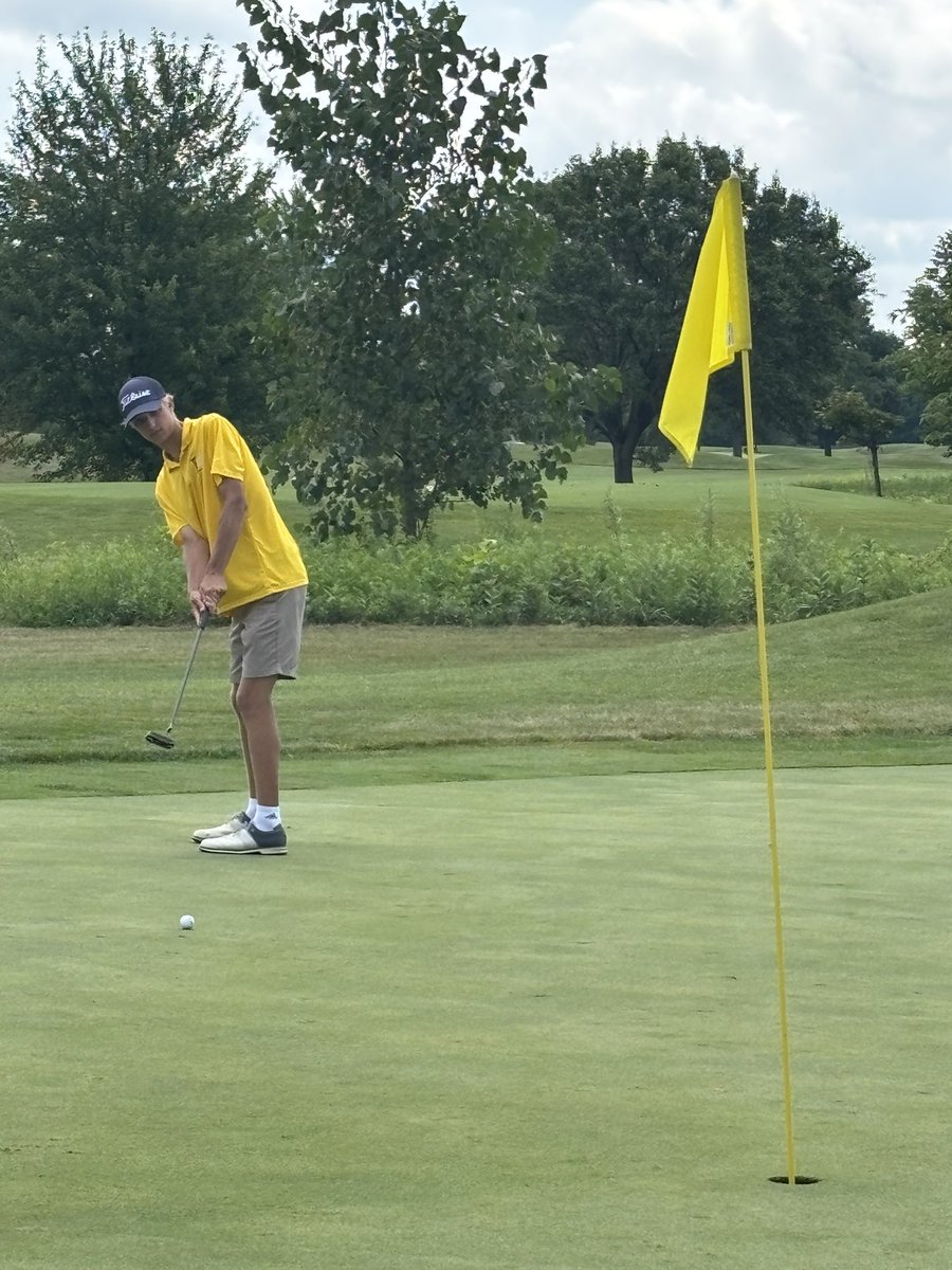 coachtruex's tweet photo. Gales shoot a 336 at the second round of OCCs at Darby Creek which was good for 3rd. @GabeBetts holed out from 170 today for a 2 on the final hole to shoot a 76. @JacobDanMiller and @BrysonBroham both shoot 85s. @BenisRichardson shot 90 and @JClusey 91. #GalesGolf #TheLastDrive https://t.co/vSrDrMj72W