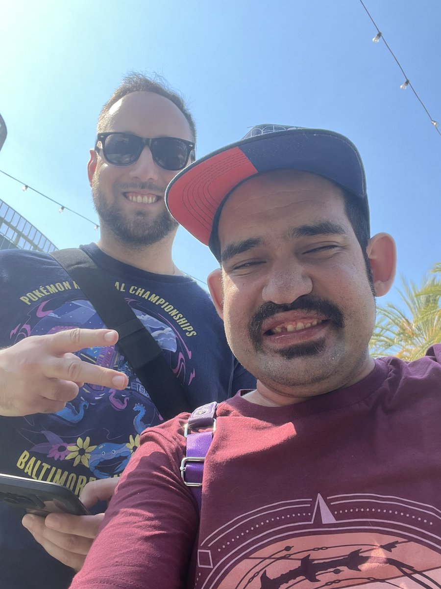 ElCalvisimo's tweet image. Met the man, myth and legend @JSondheimer and tagged him on Twitter before he did. #Winning