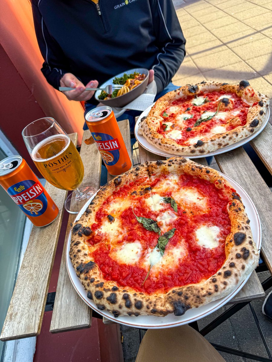 Back in Iceland for the rest of summer ✌🏻