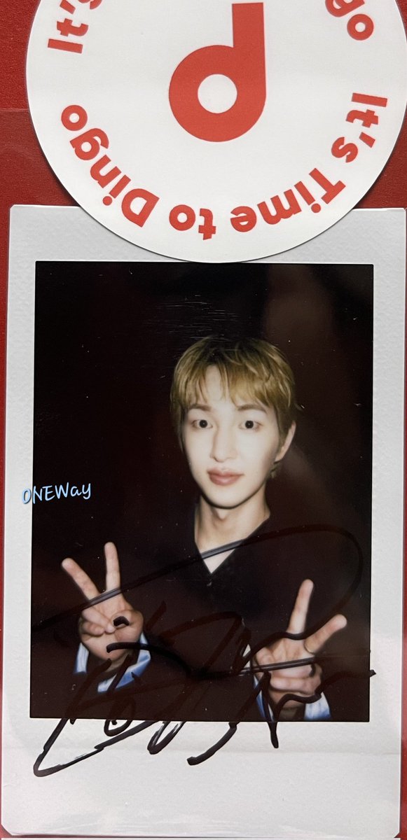 DeepOnew's tweet photo. #위드딩고 #withdingo
양손 쁘이 온유 사인폴라✌️🐰 감사합니다!
앞으로도 샤이니 킬보무새 딩고무새길만
걸으려고요 ㅎㅎ
#온유 #ONEW #オニュ
#PERCENT #ONEW_PERCENT
#퍼센트 #온유퍼센트
#ONEW_ANIMALS #ANIMALS #온유_애니멀 https://t.co/XT8x6aOw3u