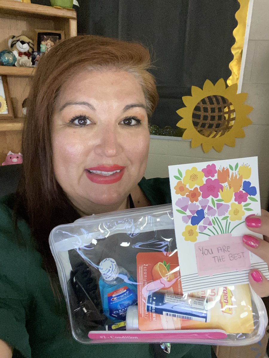 Mrs. Gallardo (@mrs_gallardo) on Twitter photo โShoutout to <a href="/MsNavarro0/">Ms. Navarro</a> for my back-to-school emergency kit! Youโre the real MVP of teacher survival season!โ ๐๐ช โShoutout to <a href="/MsNavarro0/">Ms. Navarro</a> for my back-to-school emergency kit! Youโre the real MVP of teacher survival season!โ ๐๐ช