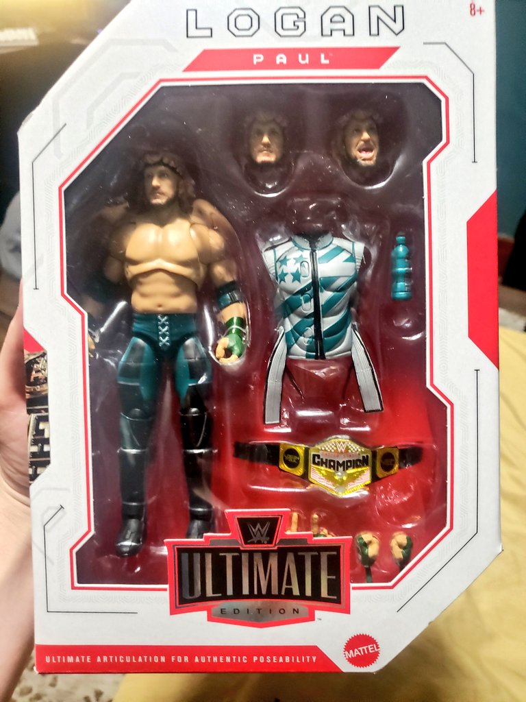jasperslonee's tweet photo. @loganpaul Figure is fire but the next one we need that orange gear from the MGk walkout with a IcePop Prime Bottle https://t.co/413WBiSjby