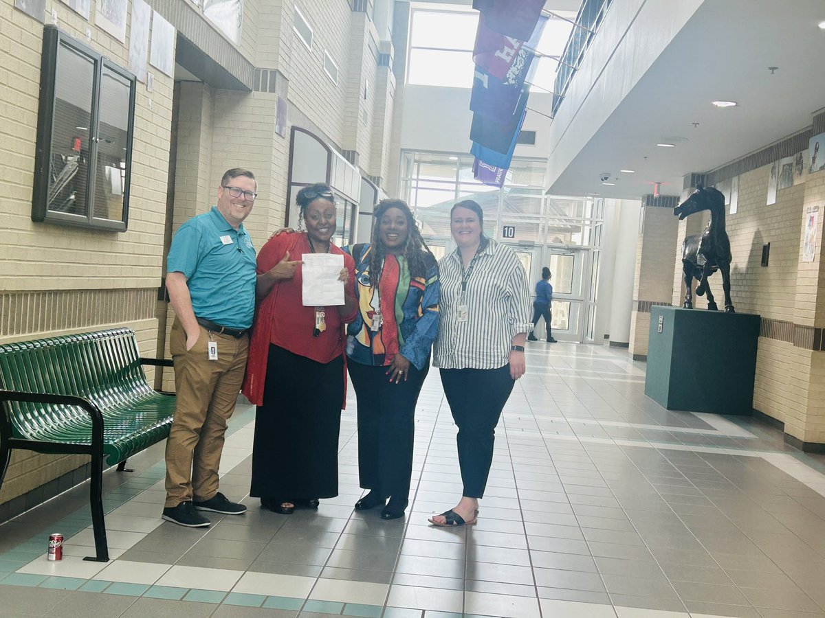 Nichols Jr High tweet media