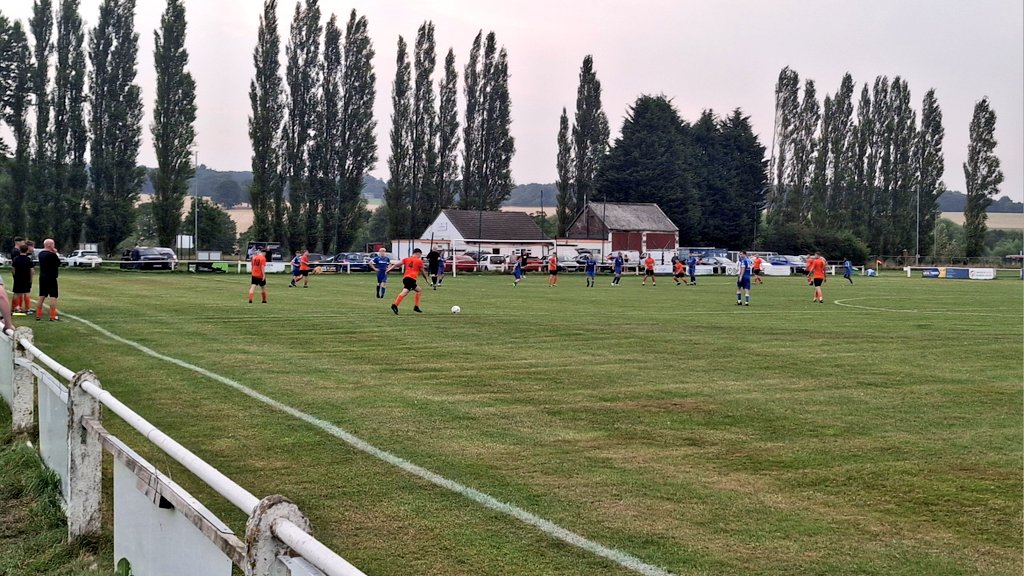 Otley Town 1 - 4 Harlow Hill
West Yorkshire League Division 1
Att c.45 (h/c)

An overdue ✅️ of the Old Showground on Wednesday night. A deserved win for the visitors but more importantly the well stocked Clubhouse was particularly welcome on such a warm evening! #groundhopping