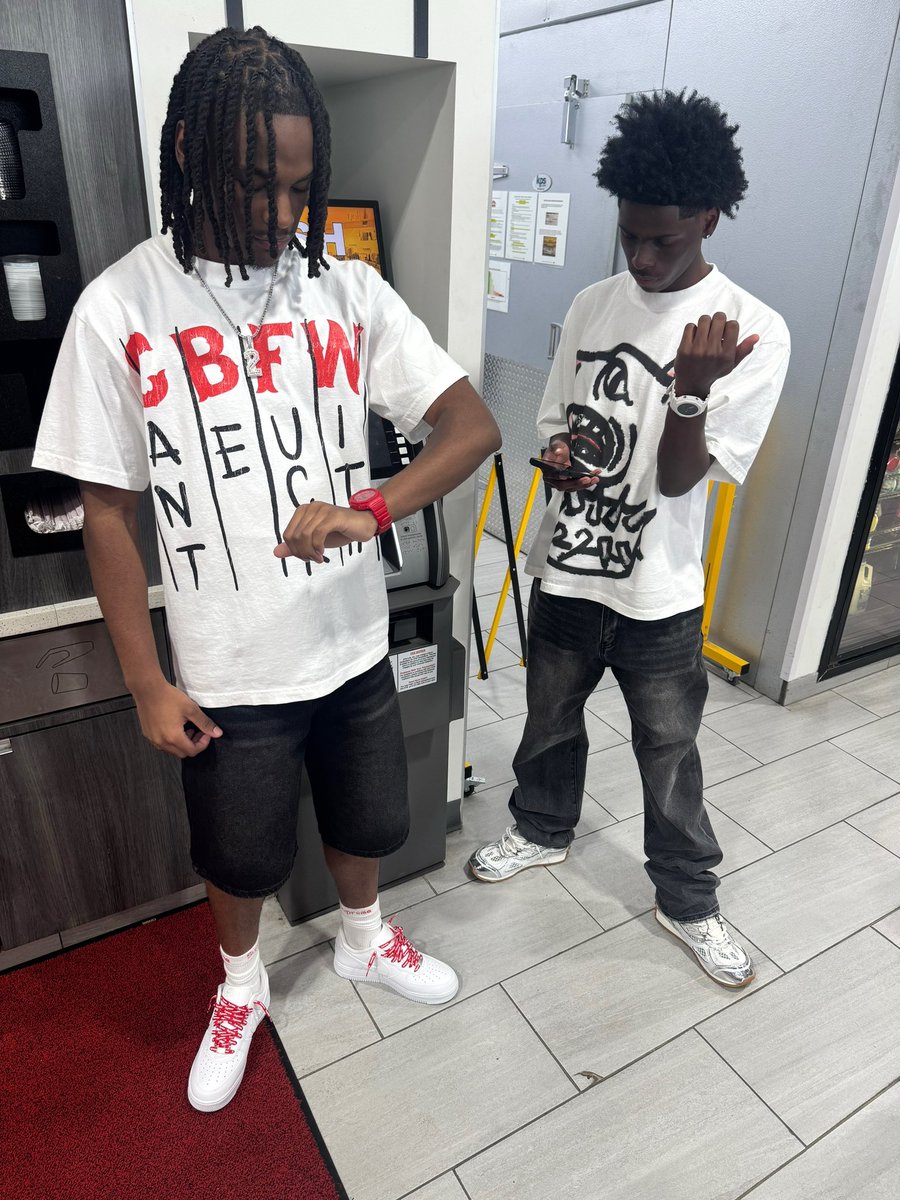 blue2ugly's tweet photo. yfm⛹️‍♂️🫟 https://t.co/FTpj3Cy6G1